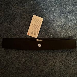 Lululemon Black Skinny Headband